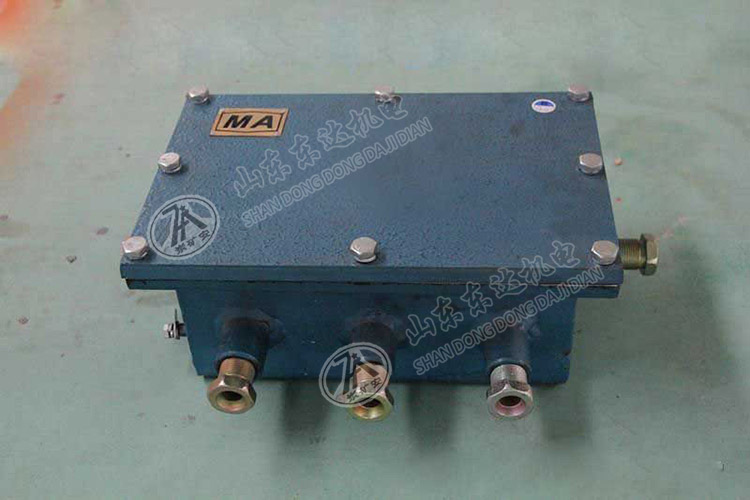 KDW12712礦用隔爆兼本安型直流穩壓電源