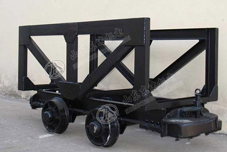 MLC2-6礦用材料車(chē)
