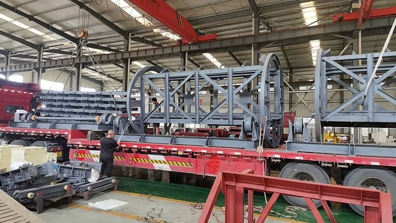 客戶(hù)定制的翻車(chē)系統裝車(chē)發(fā)貨